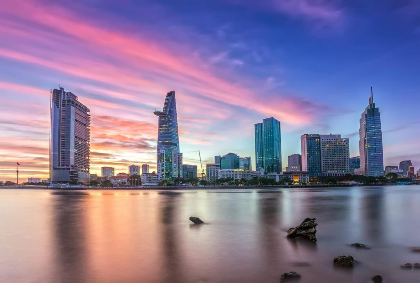Reddoorz Thinh Gia Phat Hoang Hoa Tham Tan Binh Khách sạn 2*