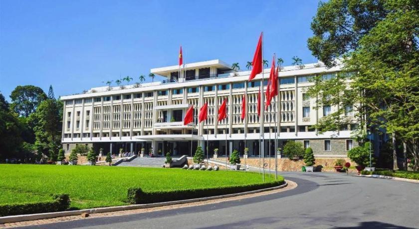 Reddoorz Thinh Gia Phat Hoang Hoa Tham Tan Binh Khách sạn