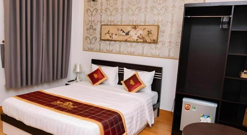 Khách sạn Reddoorz Thinh Gia Phat Hoang Hoa Tham Tan Binh TP. Hồ Chí Minh